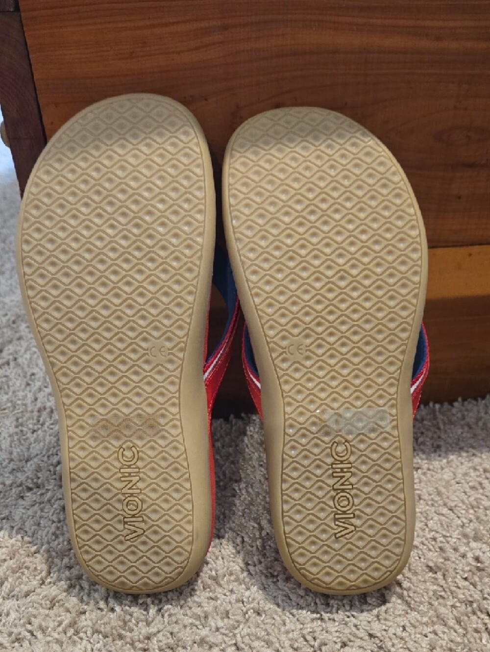 Vionic Kelby Flip Flops Womens Sz 9 Red Orthopedic Comfort Support Flip Flop - Picture 7 of 9